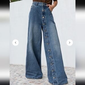 NWT High Waisted Loose Wide Leg Buttoned Front Jeans XL